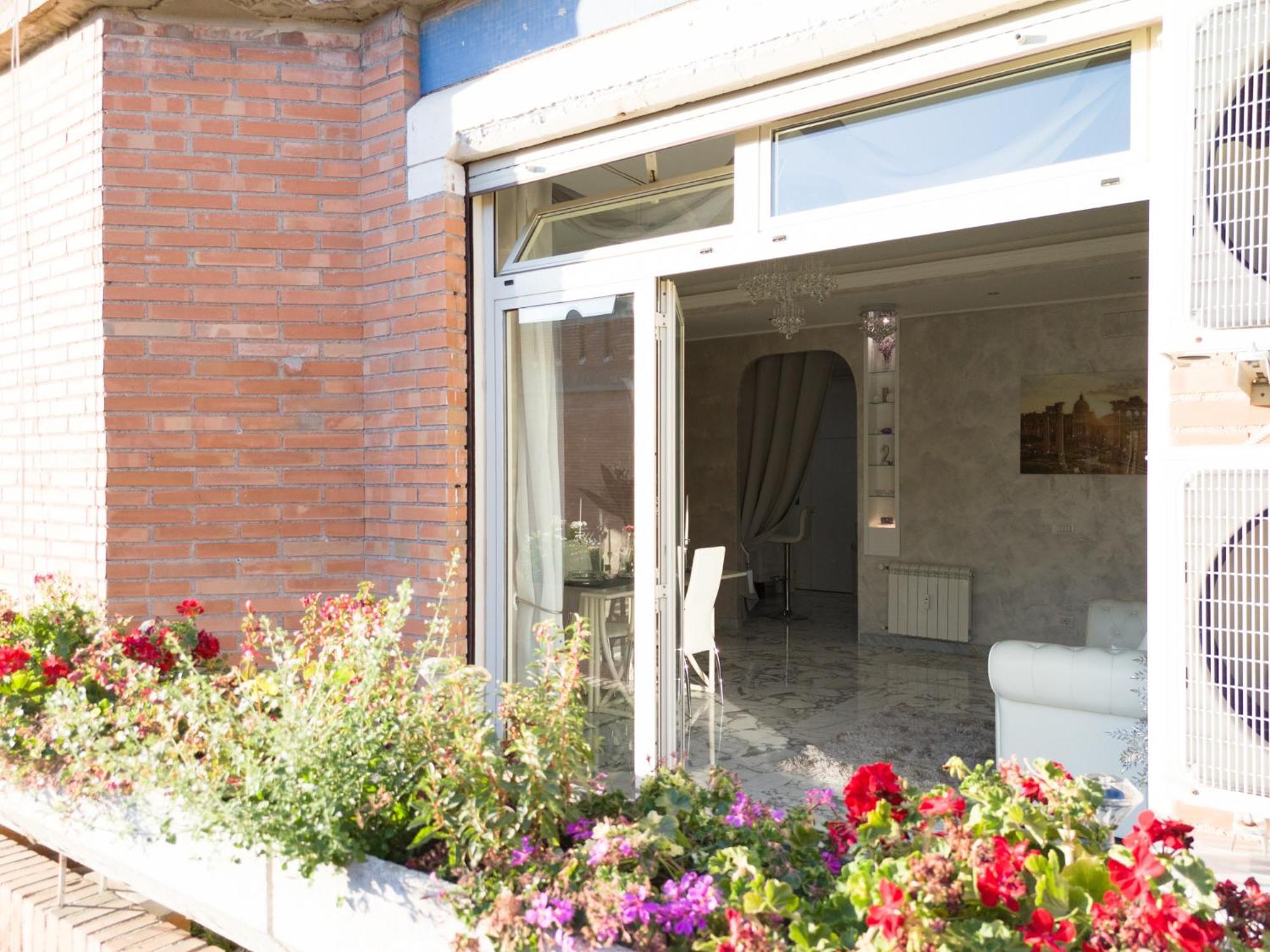 Luxury Rome Guest House — Photos 1